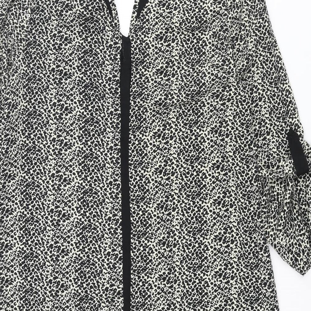 Biscote Womens Black Animal Print Polyester Shift Size S Collared Pullover - Cut Out Back Leopard Print