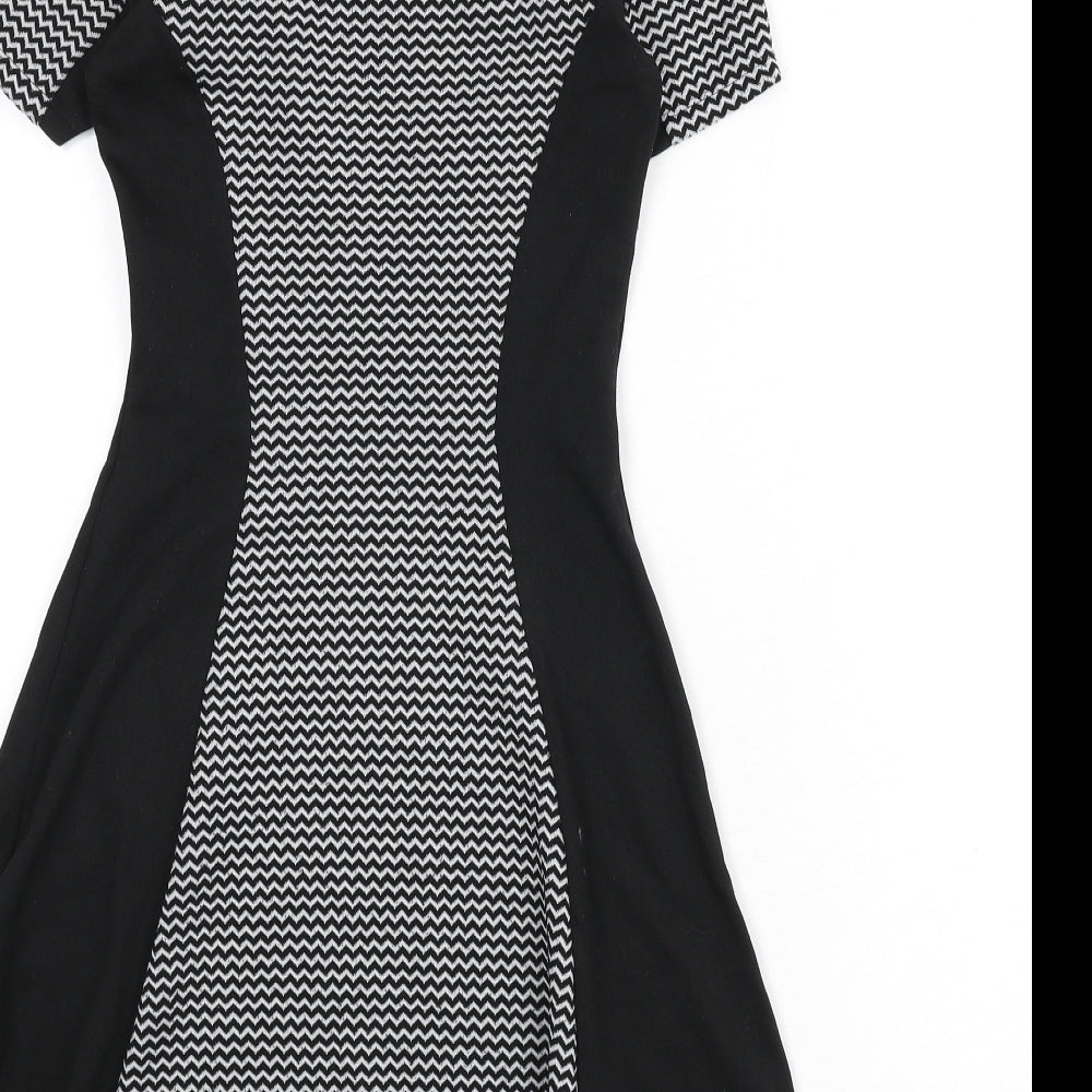Divided by H&M Womens Black Geometric Polyester A-Line Size 6 Round Neck Pullover - Zig Zag Pattern