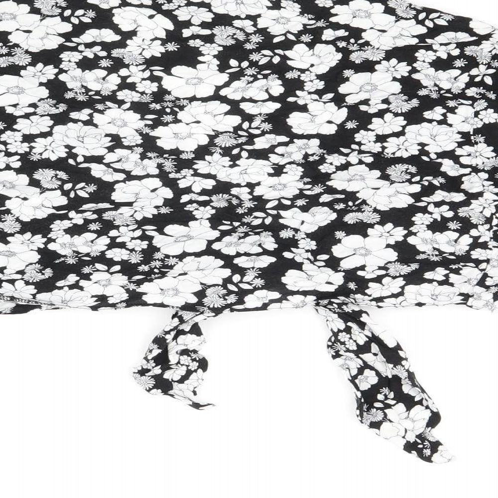 New Look Womens Black Floral Polyester Wrap Blouse Size 6 V-Neck - Cropped