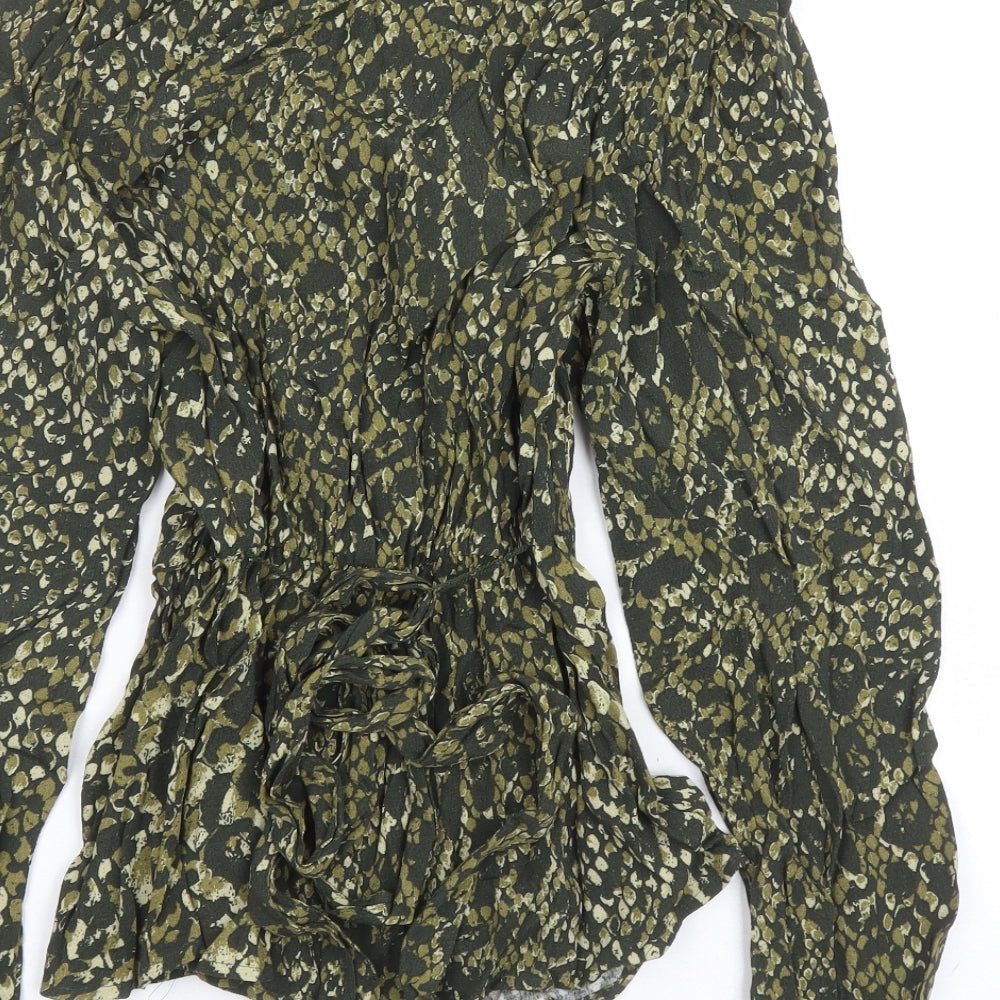 Marks & Spencer Womens Green Geometric Viscose Basic Blouse Size 6 V-Neck - Belted