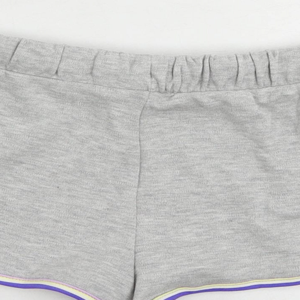 Marks & Spencer Girls Grey Cotton Sweat Shorts Size 6-7 Years Regular Drawstring - Contrasting Trim