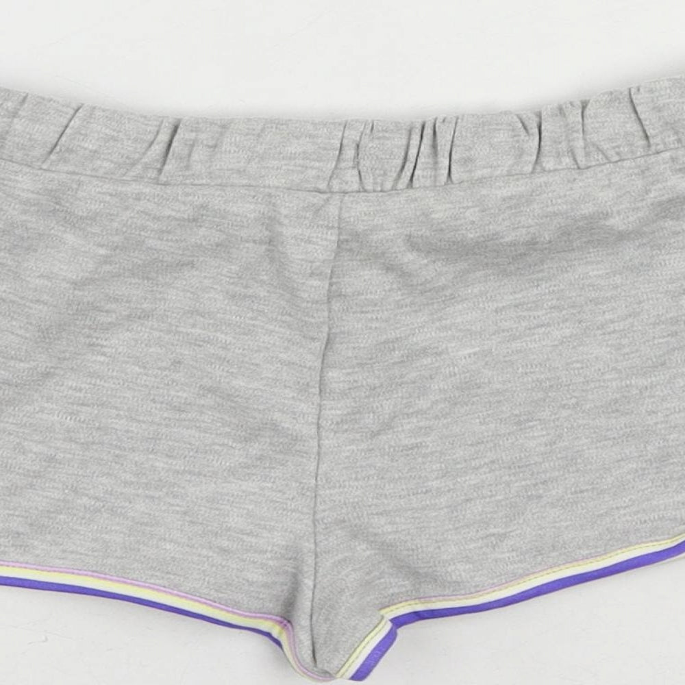 Marks & Spencer Girls Grey Cotton Sweat Shorts Size 6-7 Years Regular Drawstring - Contrasting Trim