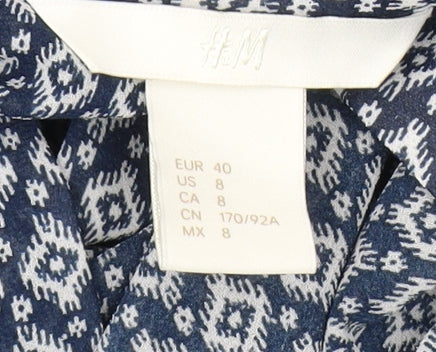 H&M Women's Blue Sleeveless Geometric Button-Up Top