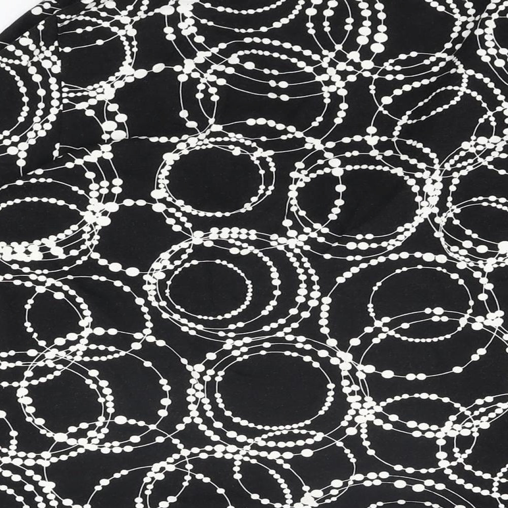 Country Casuals Womens Black Geometric Viscose Basic T-Shirt Size M V-Neck