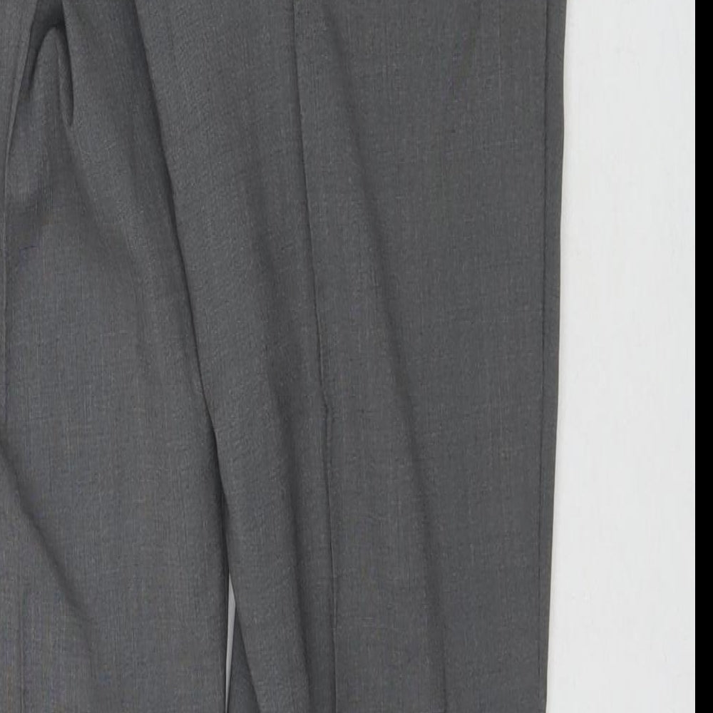 Brand and care label for Taylor & Wright men’s grey polyester trousers, size 30, in, 31-inch leg regular zip
