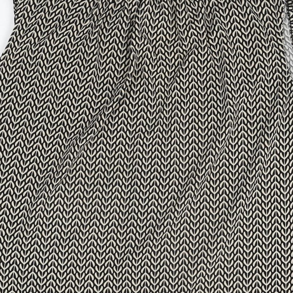 H&M Womens Black Geometric Polyester Basic T-Shirt Size S V-Neck