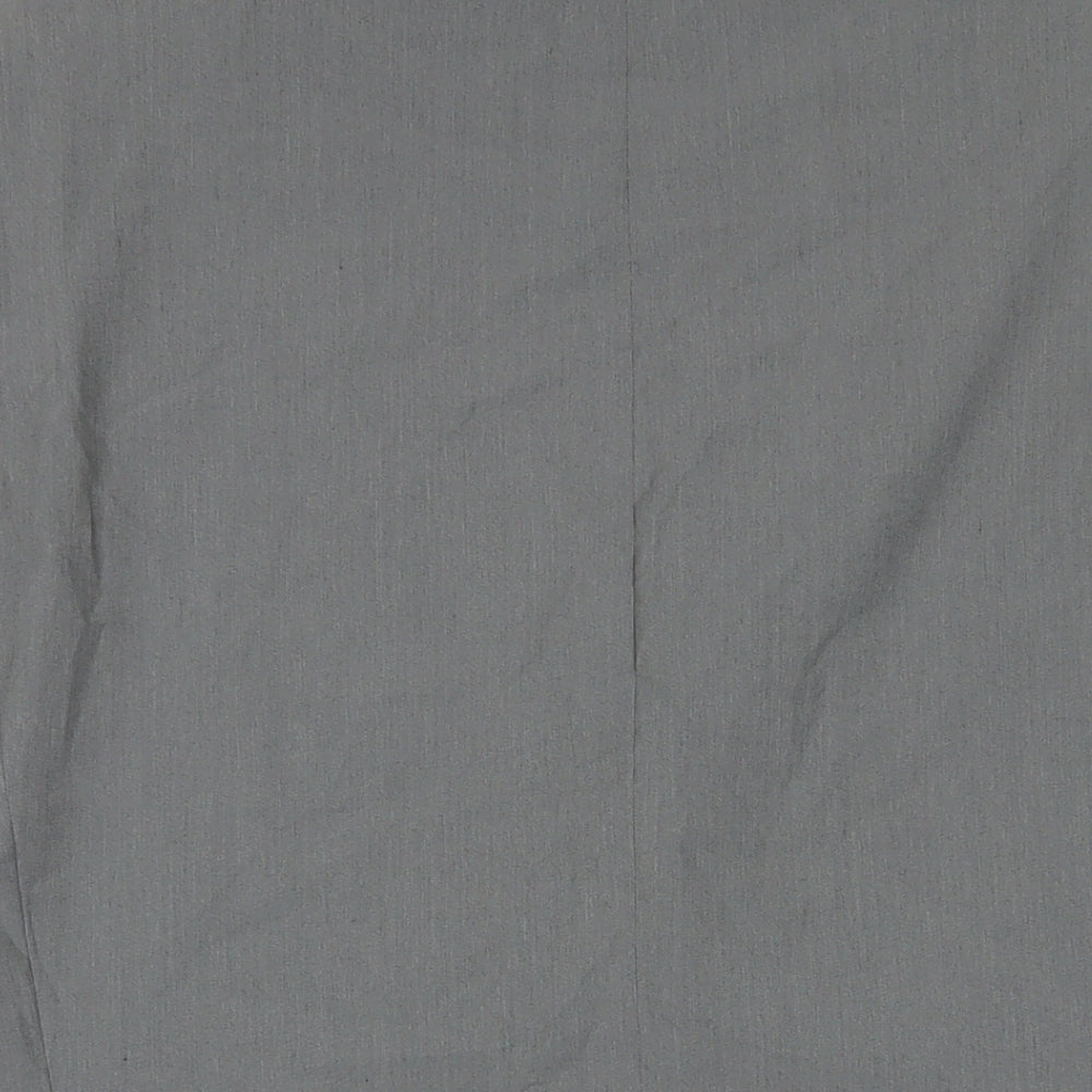 Brand and care label for C&A men’s grey polyester jacket suit jacket, size 44, regular