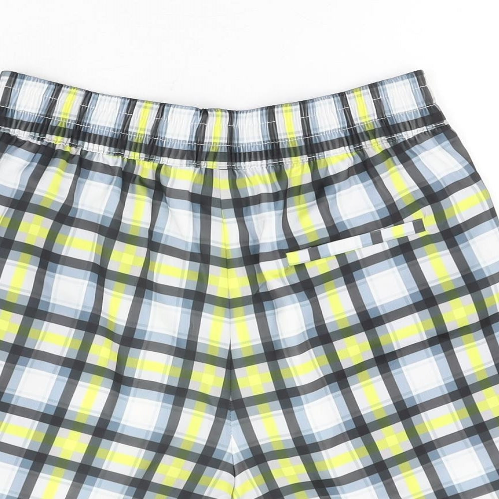 Collusion Womens Multicoloured Geometric Polyester Basic Shorts Size 6 L4.5 in Regular Pull On