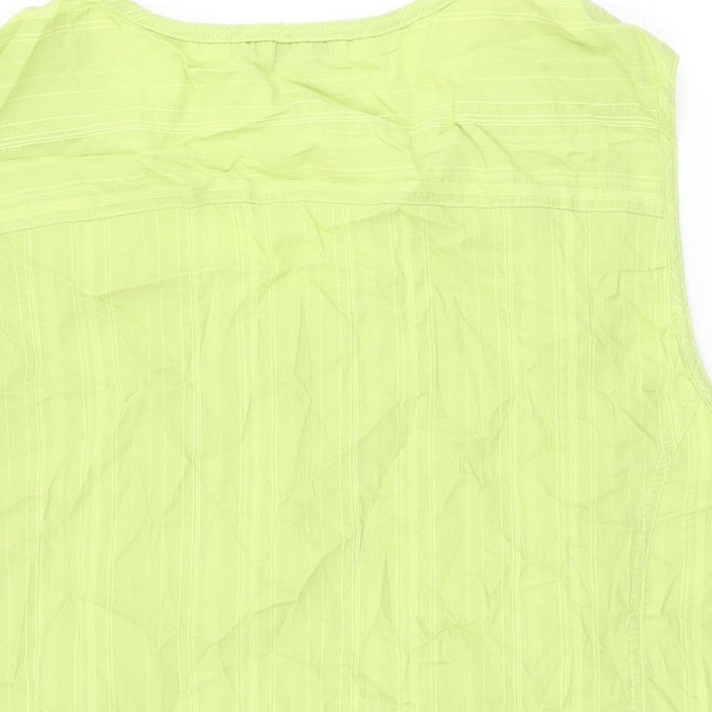 KjBRAND Womens Green Polyester Basic T-Shirt Size 24 Round Neck