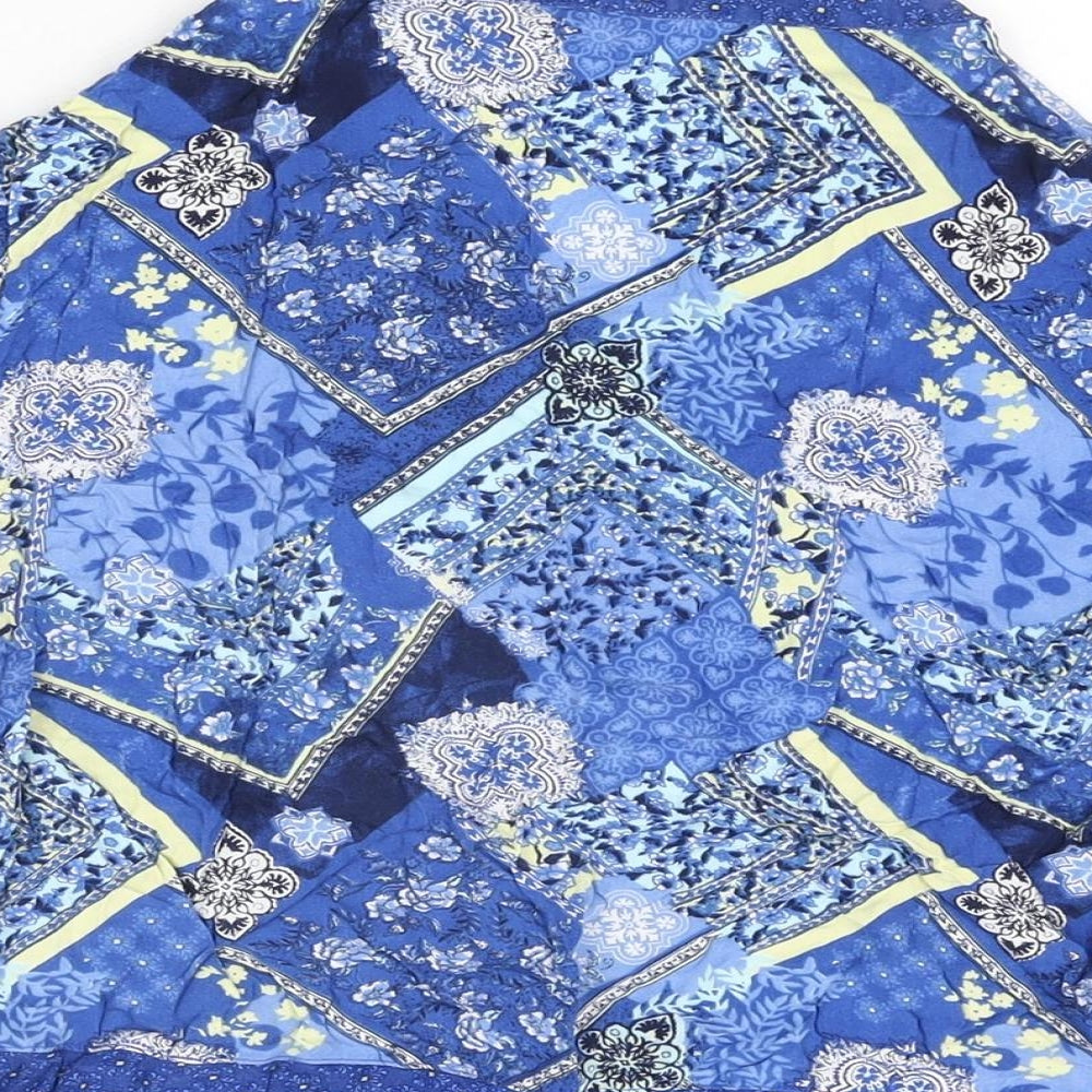 Isle Womens Blue Geometric Viscose Basic T-Shirt Size 16 V-Neck
