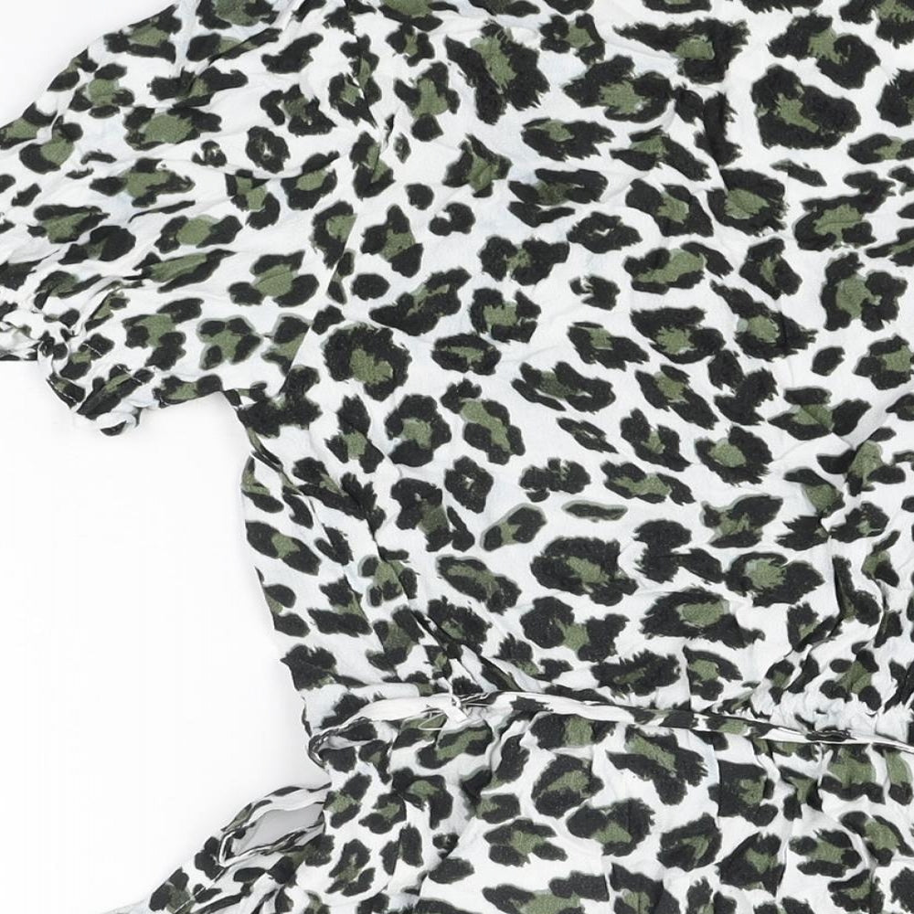 Marks & Spencer Womens White Animal Print Viscose Basic Blouse Size 10 V-Neck