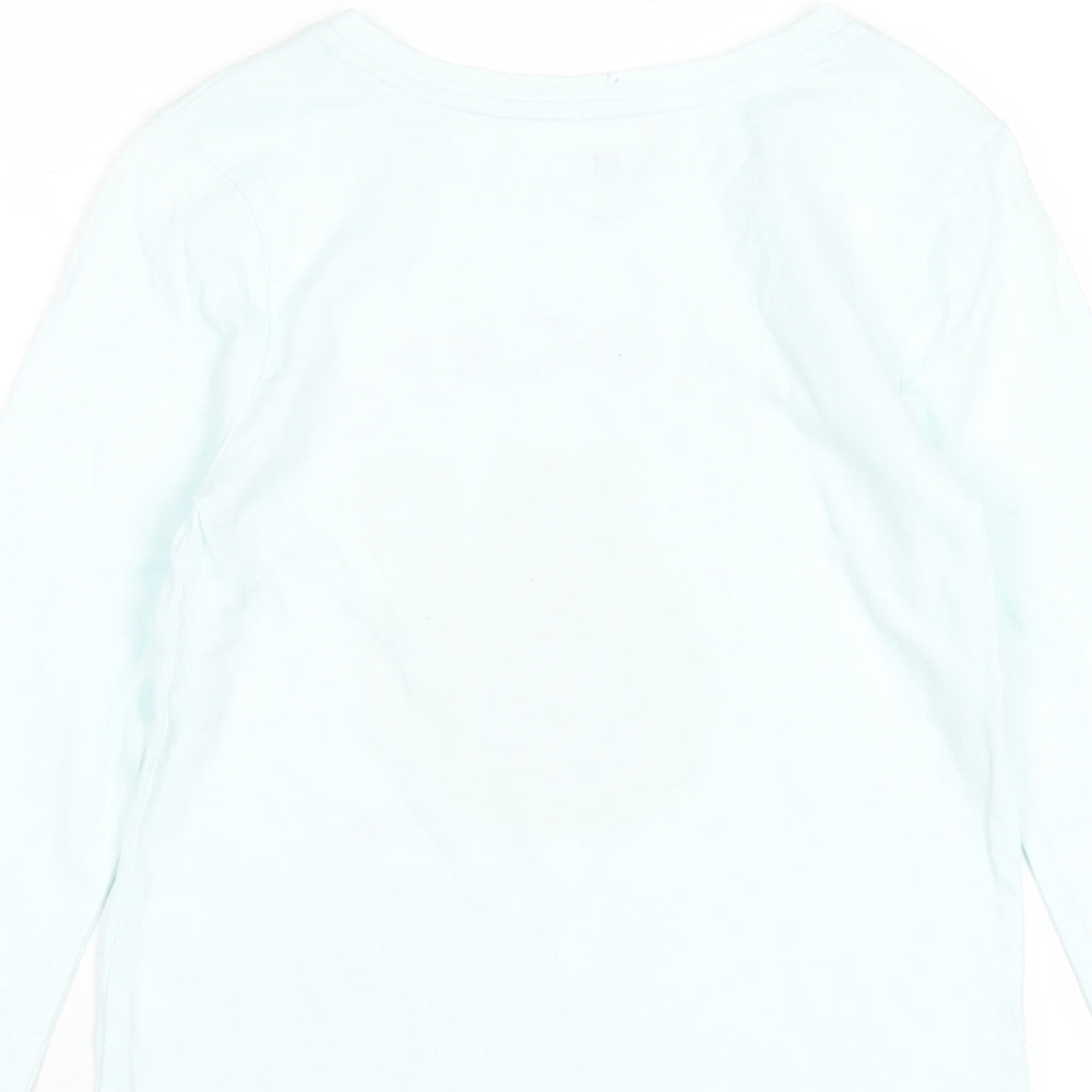 Brand and care label for Gap girls’ blue cotton basic t-shirt, size 8-9, years round neck pullover - avocato