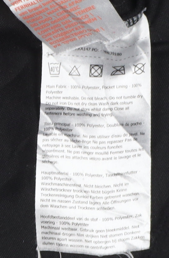 Brand and care label for Regatta boys’ black full zip basic jacket 18 years