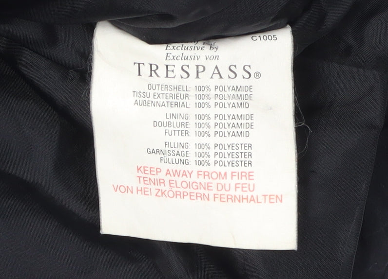 Brand and care label for Trespass boys’ black ski jacket age 9-10 insulated hooded