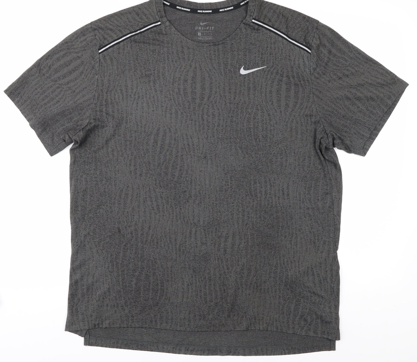 Nike Clothing Bundle - 5 Pack Preloved Mens Activewear Tops