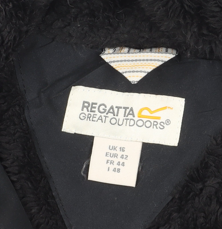Regatta Women's Black Puffer Jacket Size 16