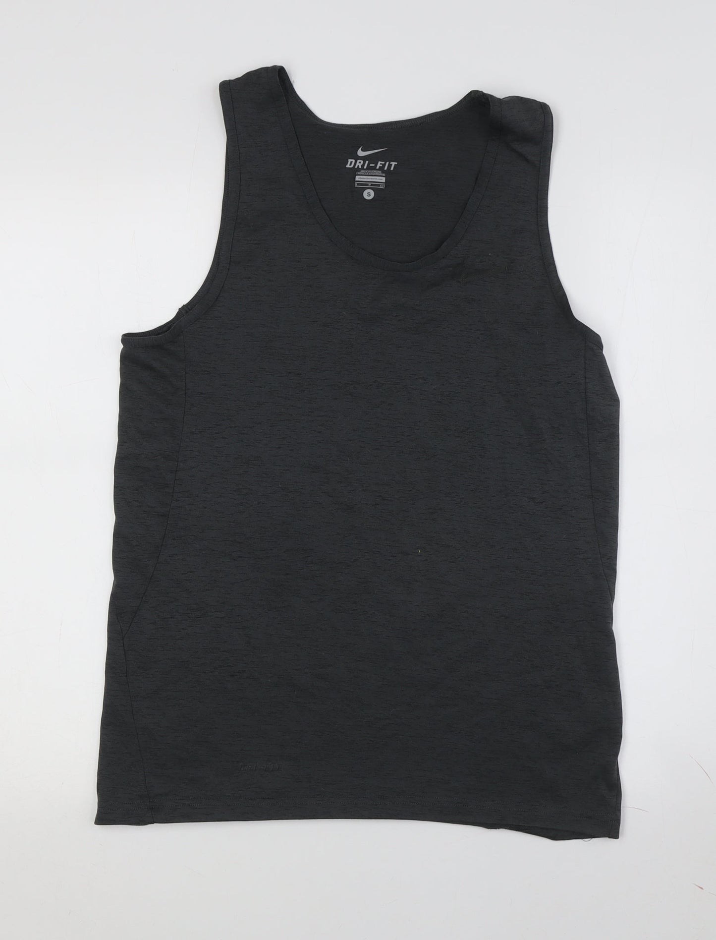 Nike Clothing Bundle - 5 Pack Preloved Mens Activewear Tops