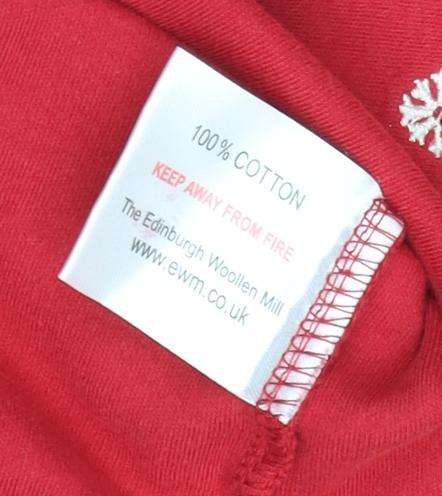 ISLE Essentials Women's Red Christmas T-Shirt M