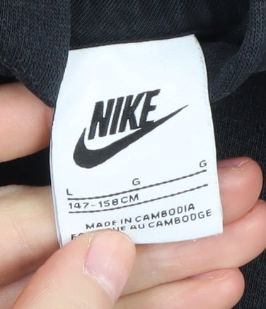 Brand and care label for Nike boys’ black l pullover hoodie fleece casual