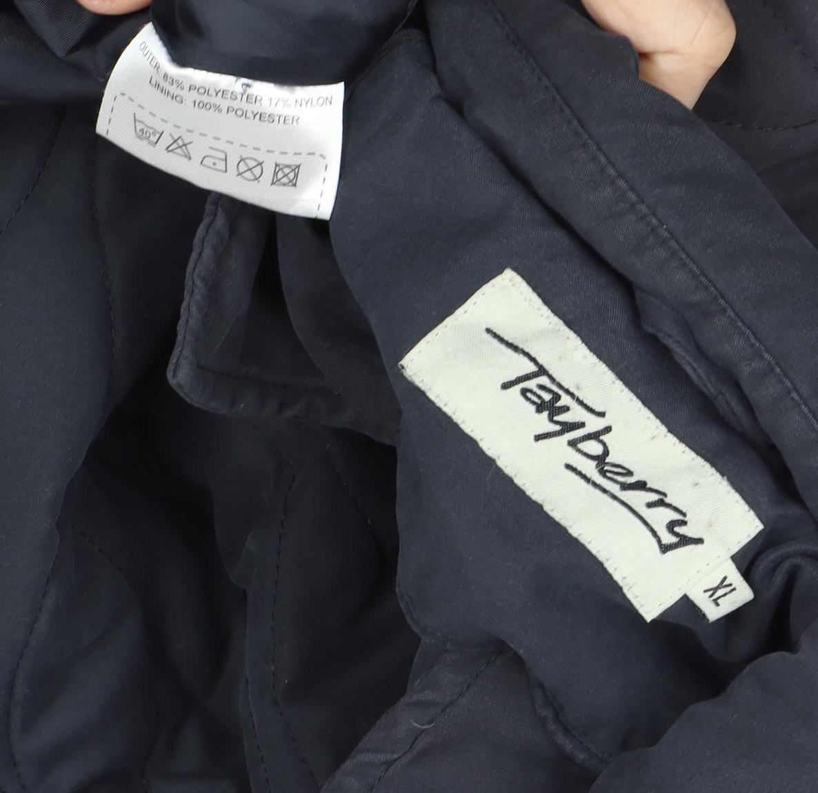 Tayberry Men's XL Black Quilted Jacket