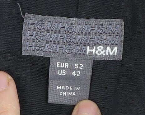 H&M Men's Grey Blazer Size 42 Check Pattern