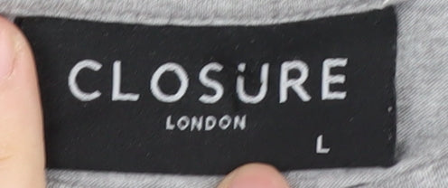 Closure London Men's Grey Short Sleeve Graphic T-Shirt L