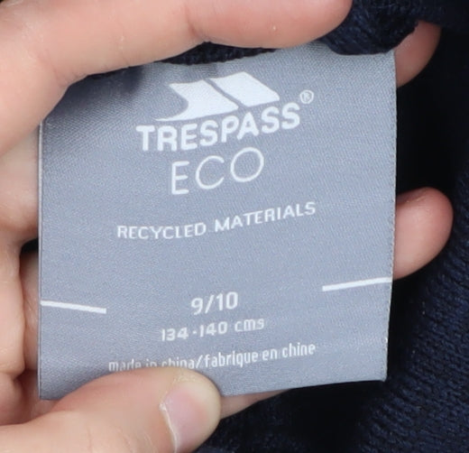 Brand and care label for Trespass boys’ blue jacket, eco-friendly, 9-10 years