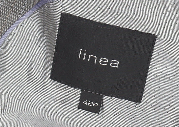 Linea Men's Grey Striped Blazer, Size 42R
