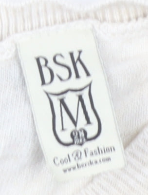 Bershka Women's White Queen Pullover Jumper M