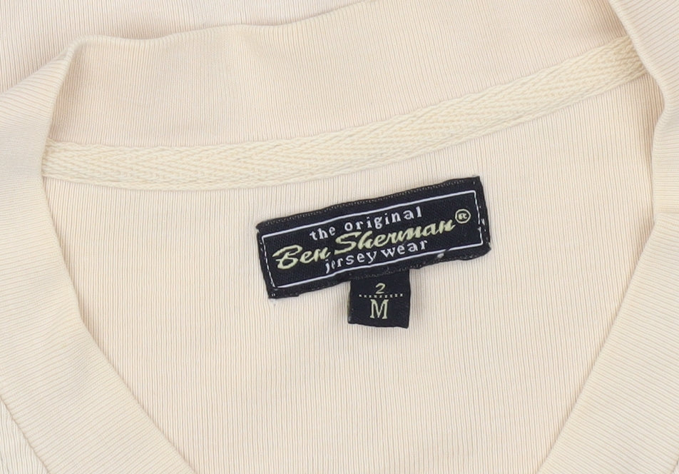 Ben Sherman T-shirt, size M.