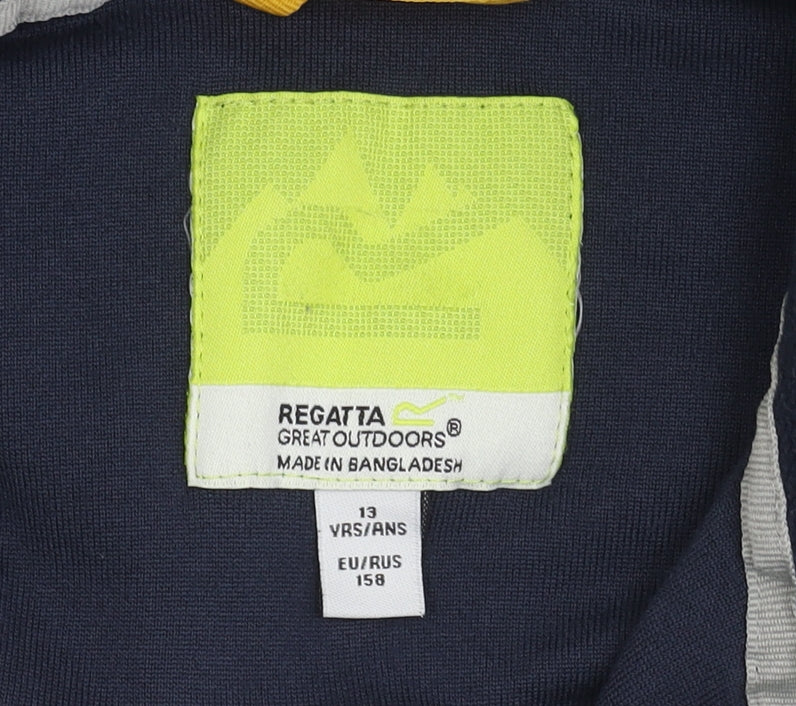 Brand and care label for Regatta boys’ blue fleece sweatshirt, size 13, years, 1/4 zip