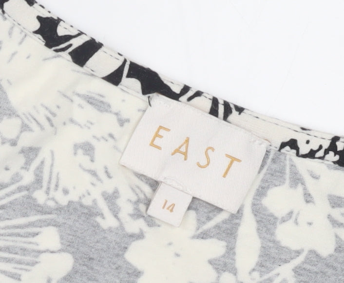 East Women's Black Floral V-Neck Top Size 14