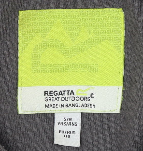 Regatta Girls Black Fleece Sweatshirt, Size 6, Outdoor Pullover