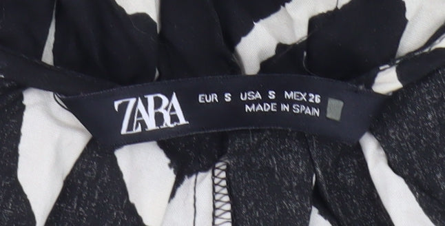 Zara Women's Black & White Cropped Blouse S