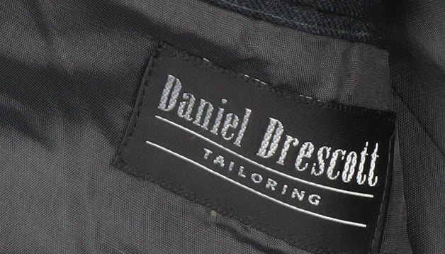 Daniel Drescott Men's Grey Striped Blazer, Size 46R