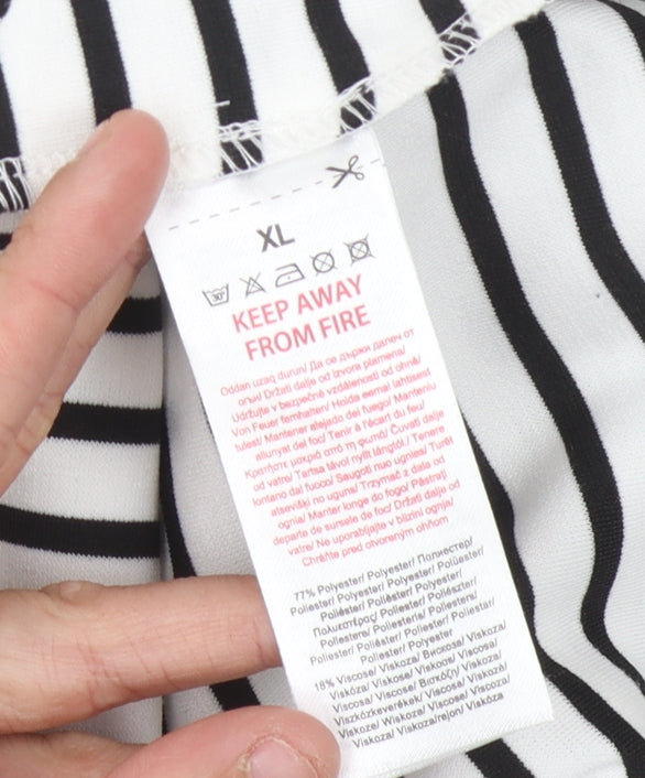Beloved Women's White Striped XL Basic T-Shirt