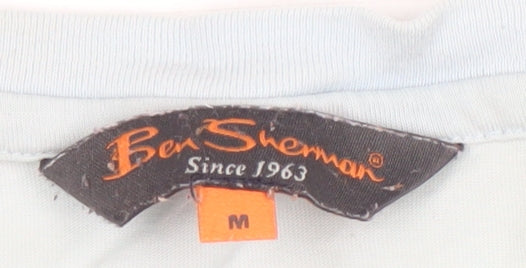 Ben Sherman Men's T-shirt, size Medium.