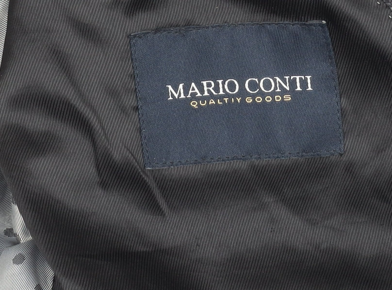 Mario Conti Men’s Grey Coat Size 50 Button Accent