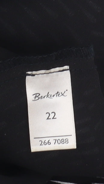Berketex Women Black Geometric Skirt Size 22