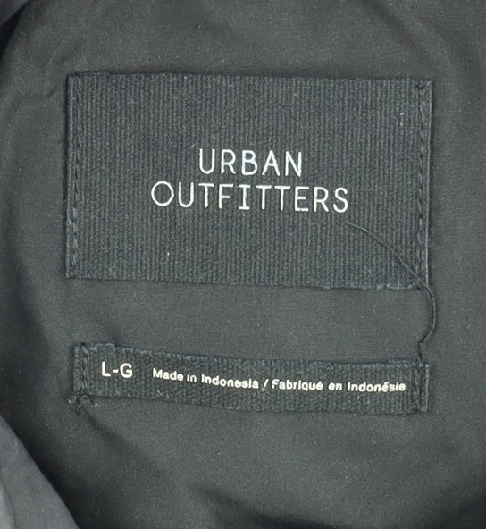 Urban Outfitters Women's Black Puffer Jacket L