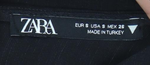 Zara Women's Black Cropped Blouse - Size S