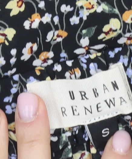 Urban Renewal Women's Black Floral Short Skirt S