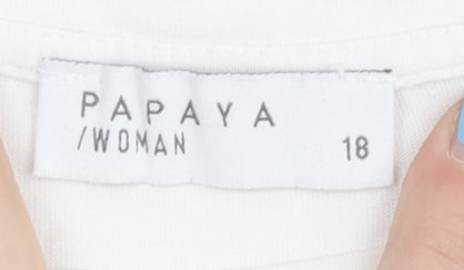 Papaya Women's White Animal Print T-Shirt Size 18