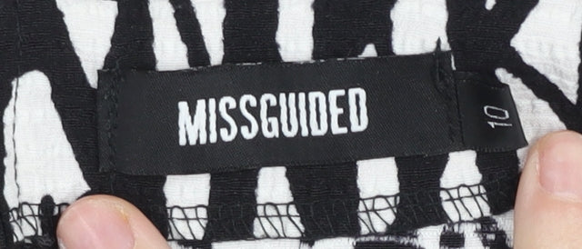 Missguided Women’s Black White Geometric Zip Crop Tank Top Size 10