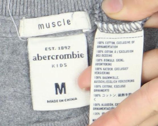 Abercrombie & Fitch Boys Grey Muscle Fit Graphic Logo T-Shirt Size M