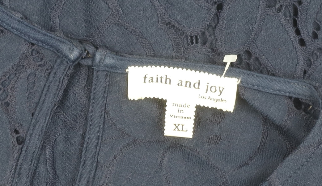 Faith and Joy Womens Blue Lace Tunic Blouse XL 3/4 Sleeve Round Neck