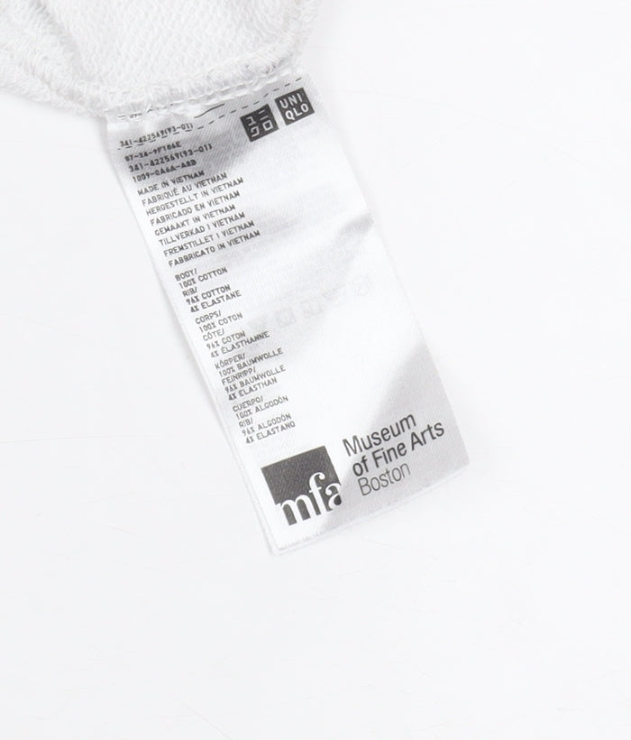 Uniqlo Men White Graphic Art Sweatshirt S Pullover Crew Neck MFA Boston