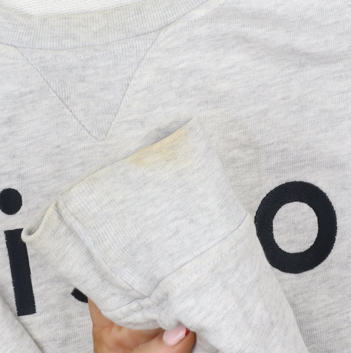 Wood Wood Women's Grey Cotton 'Disconnect' Pullover Sweatshirt Medium