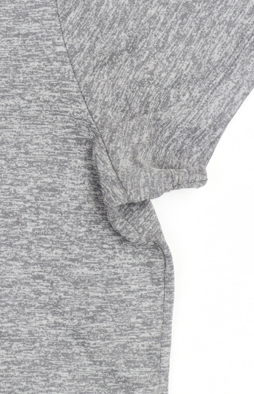 Under Armour Men Grey V-Neck Athletic Fit T-Shirt Size M