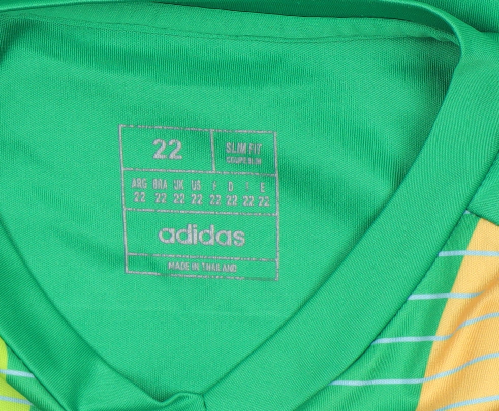 adidas Boys Green Slim Fit Football Jersey T-Shirt Size 22